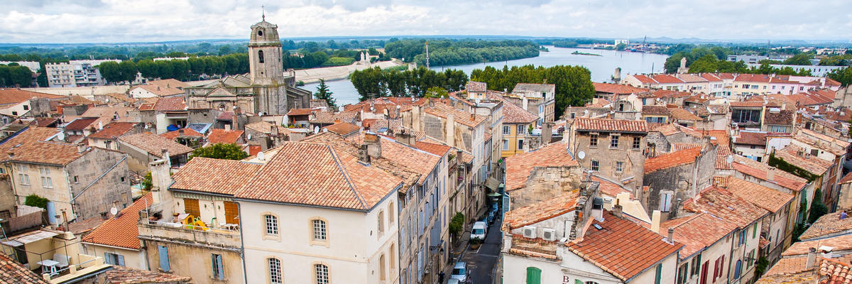 ARLES CRUCEROS RODANO RHONE CRUISES CRUCEROS FLUVIALES FRANCIA CRUCEROS FRANCE CRUISES #Arles #CrucerosRodano #RhoneCruises #CrucerosFrancia #CrucerosArles #ArlesCruises